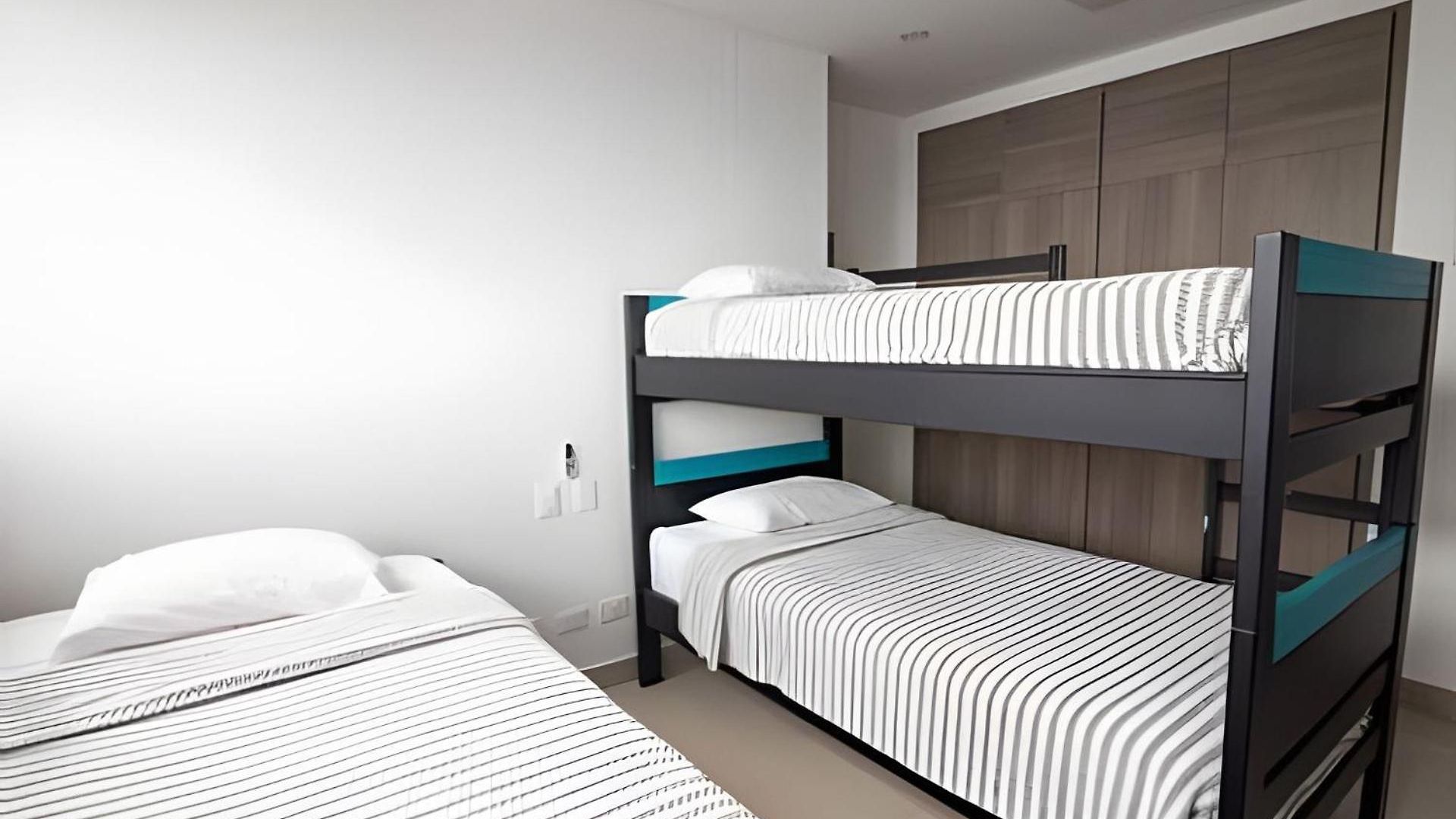 Apartamento Espectacular Apto De 2 Hab En Piso 27-morros