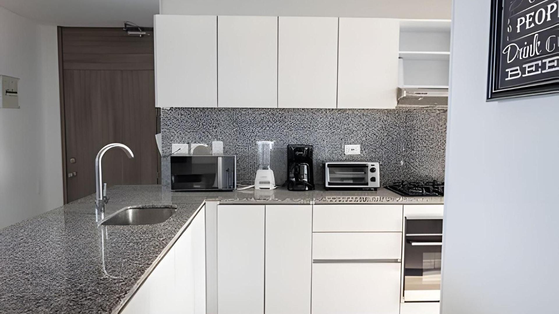 Espectacular Apto De 2 Hab En Piso 27-morros